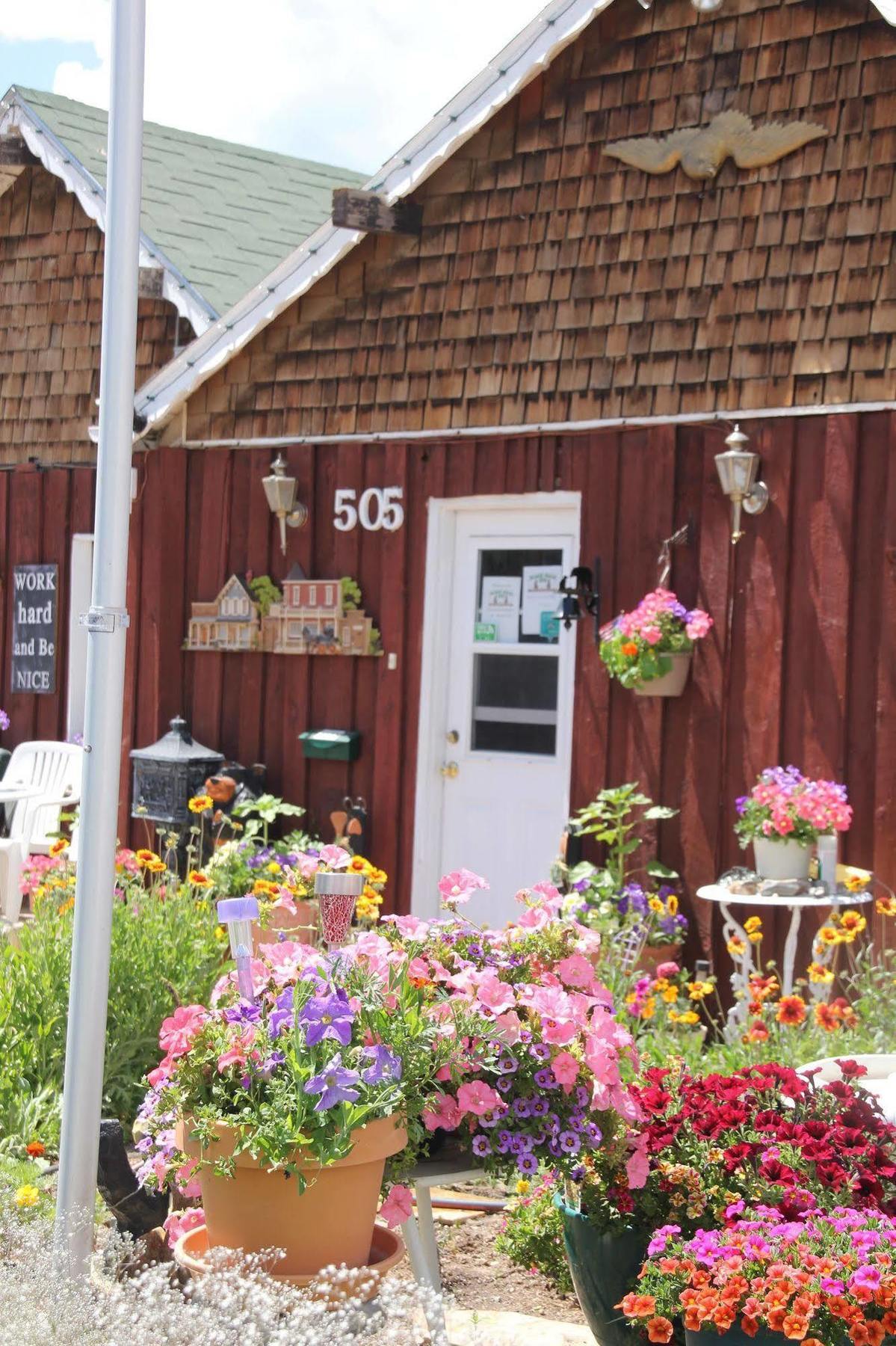 Black Bear Inn Dubois Exterior photo